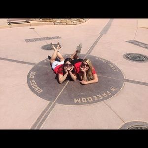 Meet your Posher, Sharina